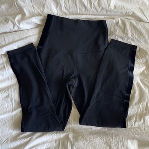 Lululemon Super High Rise align pants with velour stripe down leg